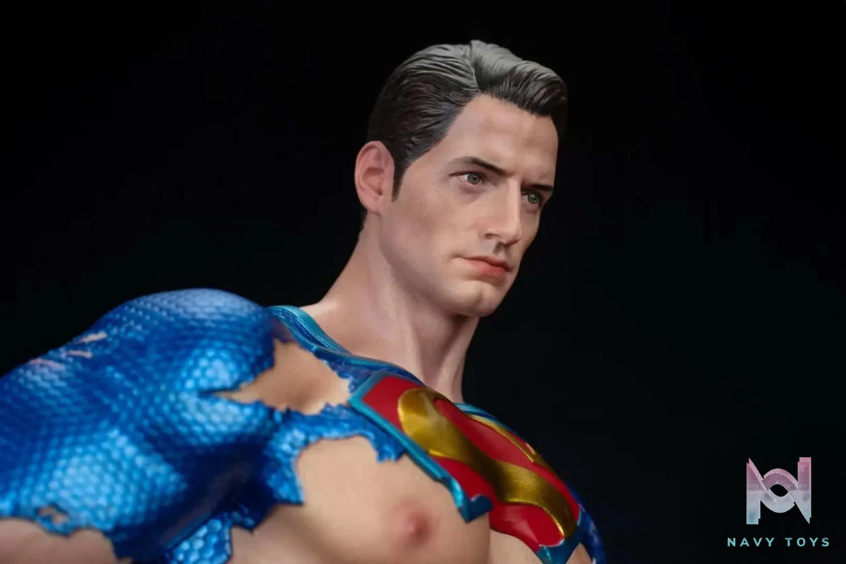Wanwu B-boy Studio – Superman Battle Damaged Superman
