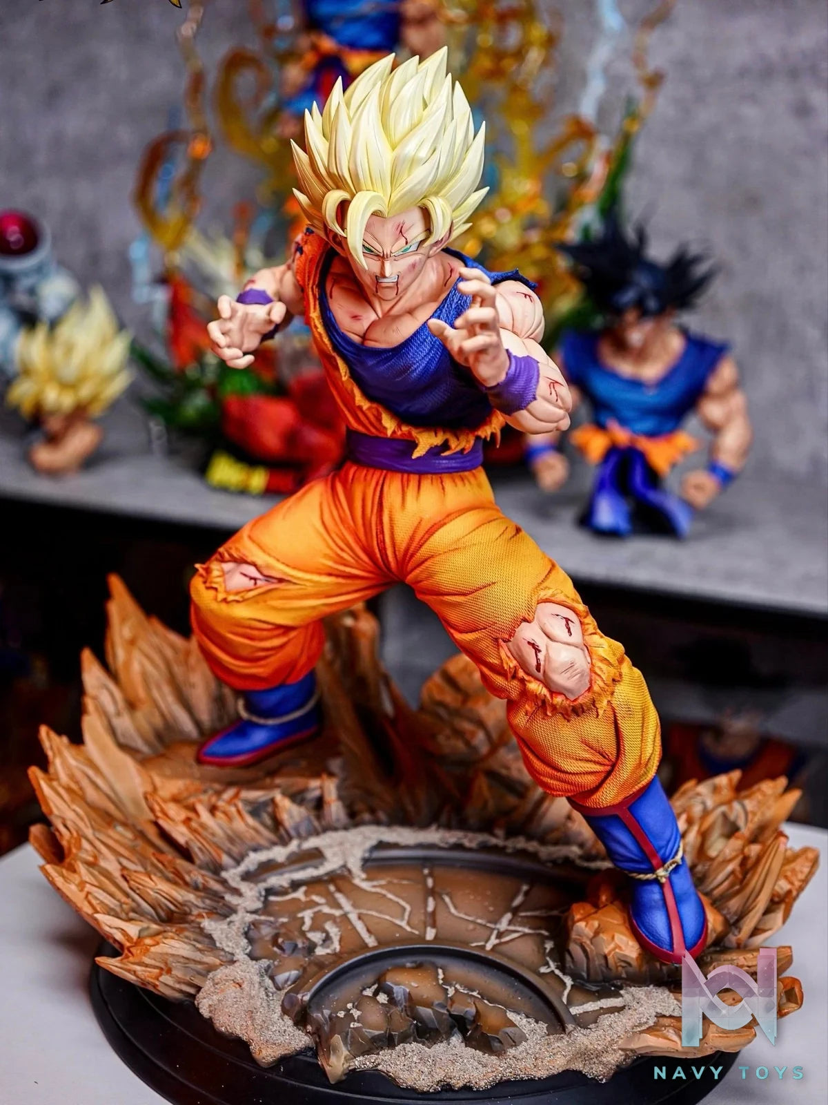 Son Goku - Dragon Ball - Army Ant Studio resin statue Thistles And Thorns Studio anime figure