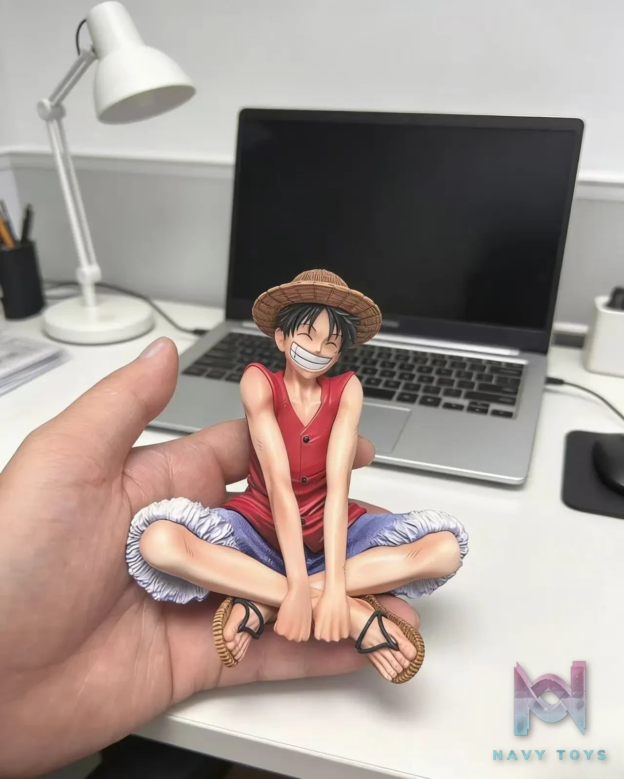 As Studio – Seated Luffy One Piece