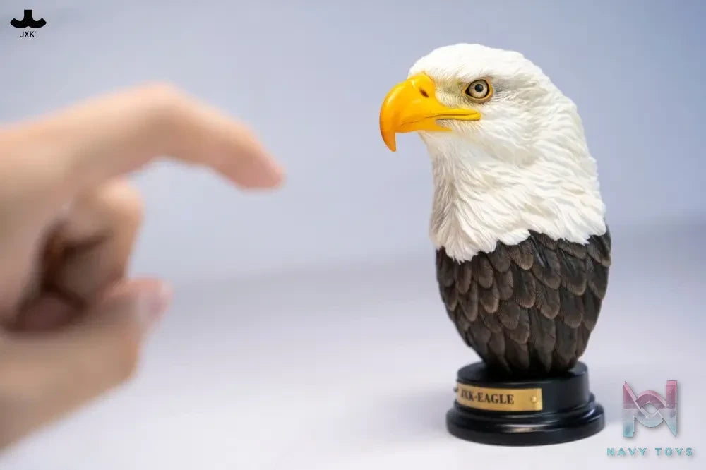JXK – Eagle head statue SA003 (Licensed)