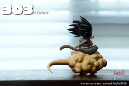 303 Studio – Son Goku Riding the Cloud Dragon Ball