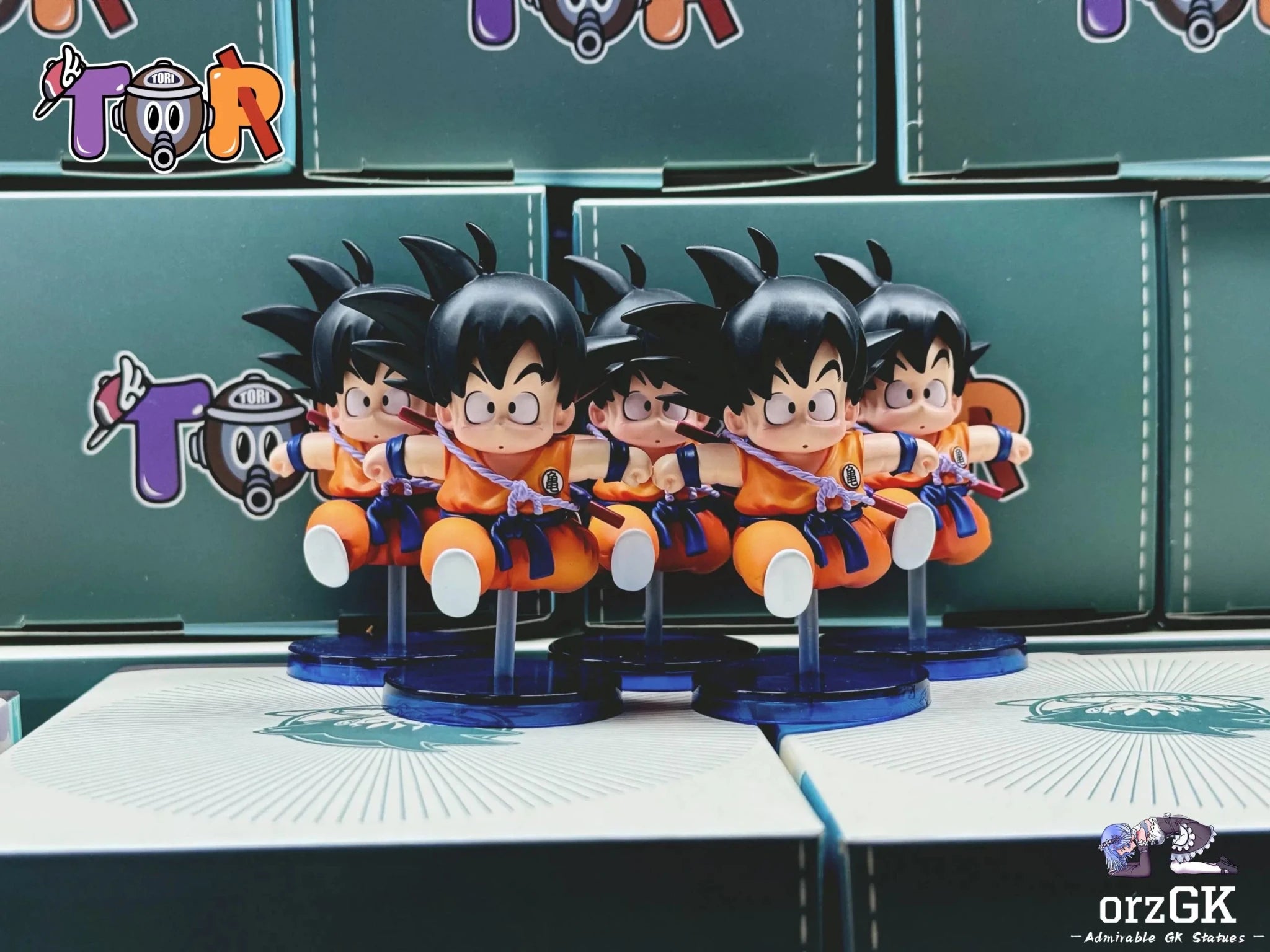 TOR Studio - WCF Little Goku Series 001 Running Little Goku Dragon Ball resin statue Navy Toys anime figure