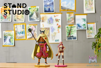 Stand Studio -One Piece Big Mom Pirates #9 Charlotte Yuen