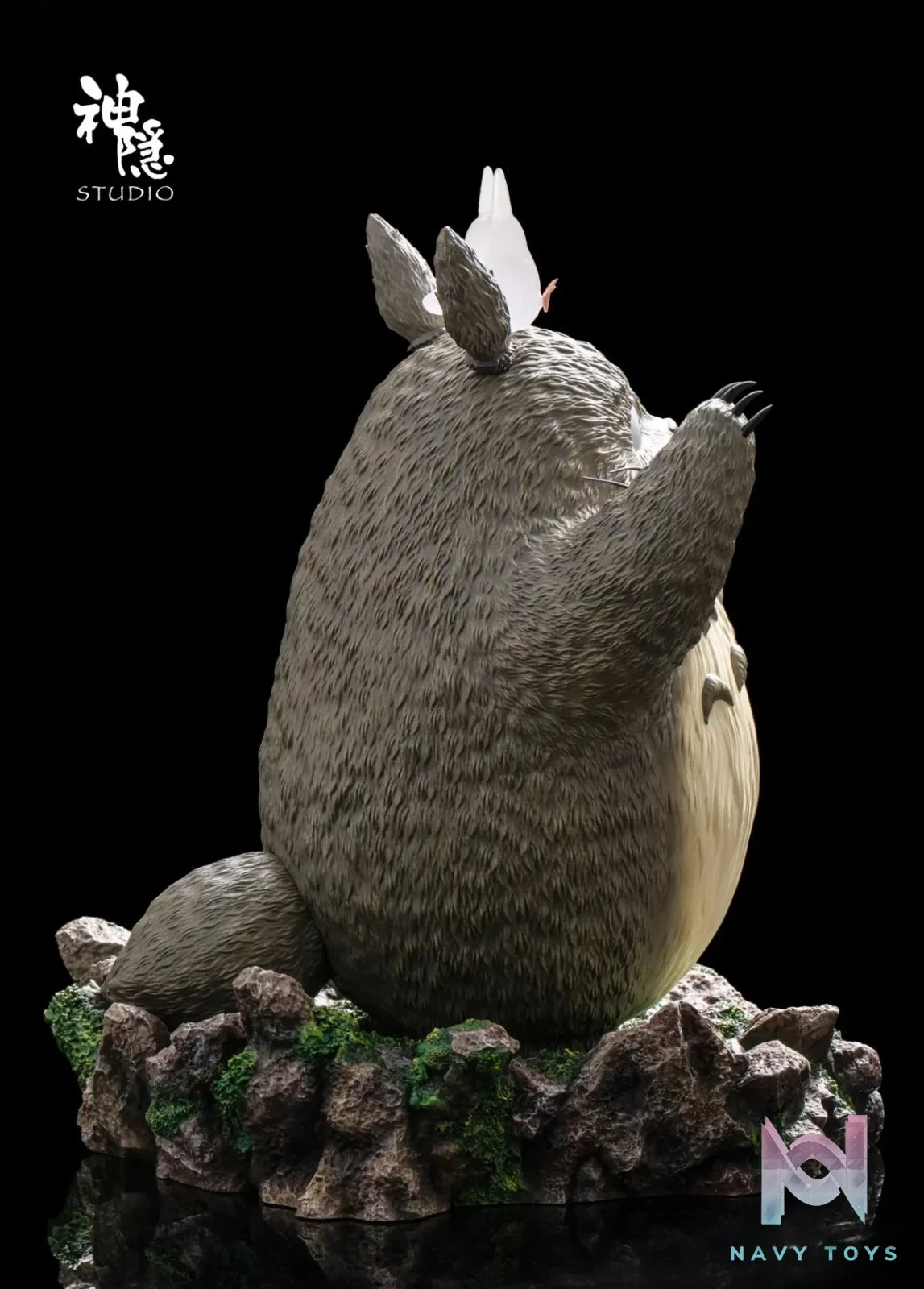 Shen Yin Studio - Totoro Waving Its Paw - My Neighbor Totoro resin statue Navy Toys anime figure