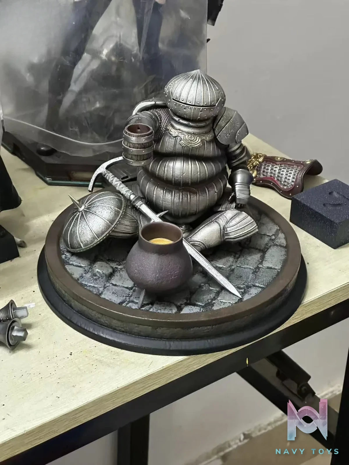 DOU Studio – Siegward of Catarina Toasting Dark Souls