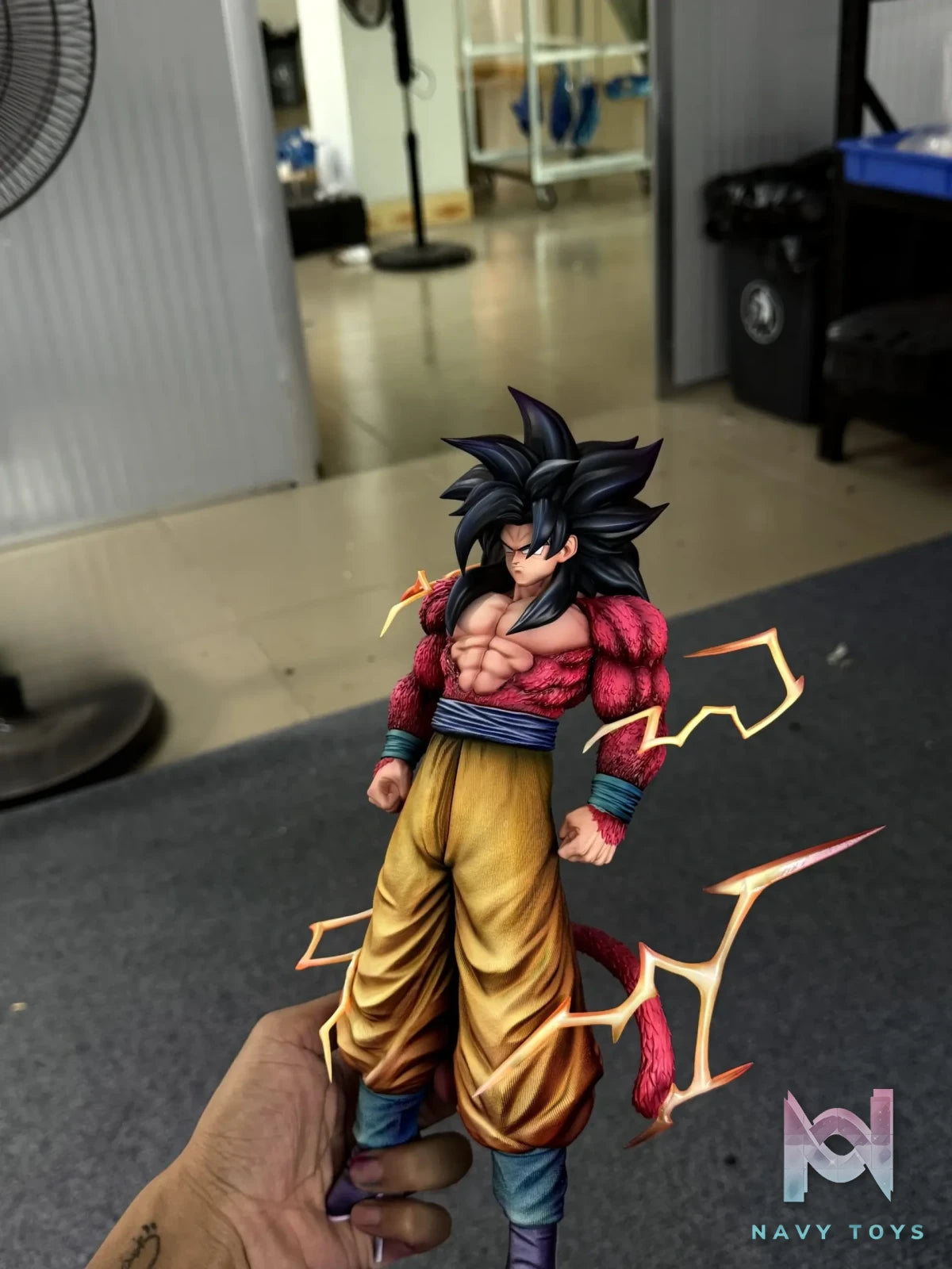 The High Heavens Studio – Super Saiyan 4 Goku Dragon Ball