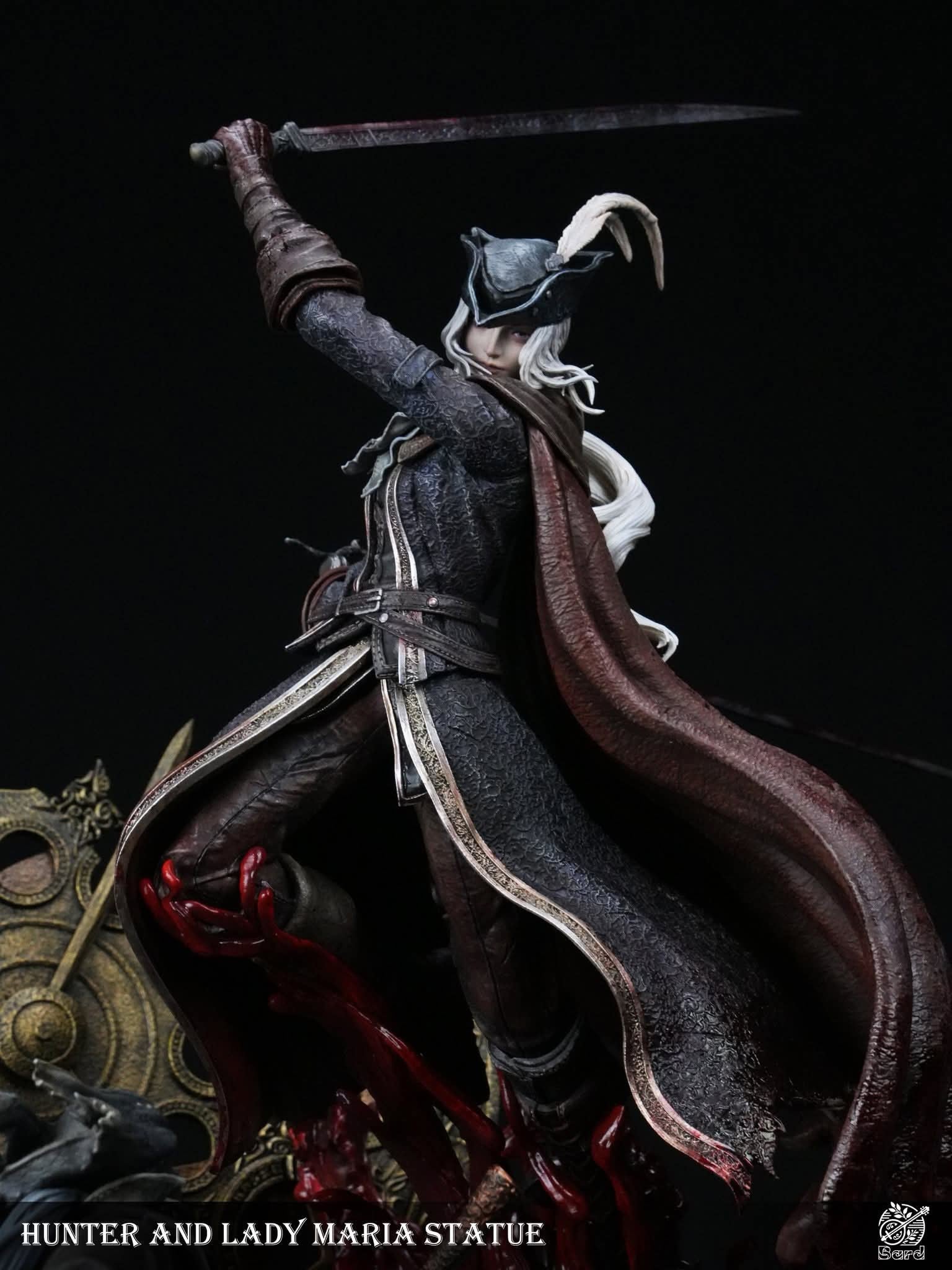 Lady Maria vs Hunter resin statue Bard studio anime figure