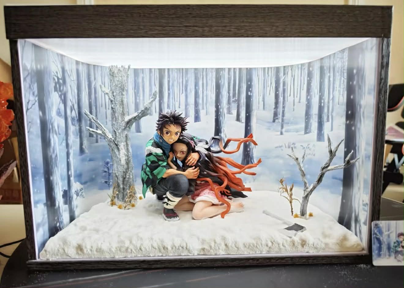Up Art Studio - Tanjiro vs Nezuko Box resin statue Navy Toys anime figure