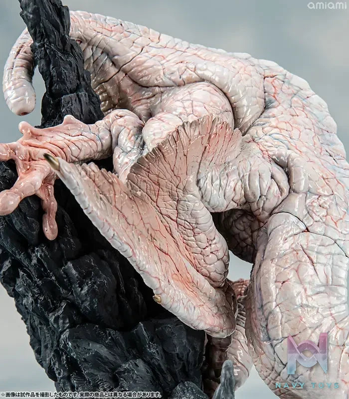 CAPCOM Studio – Capcom Figure Builder Creator’s Model Strange Wyvern Khezu Complete Figure (Licensed)