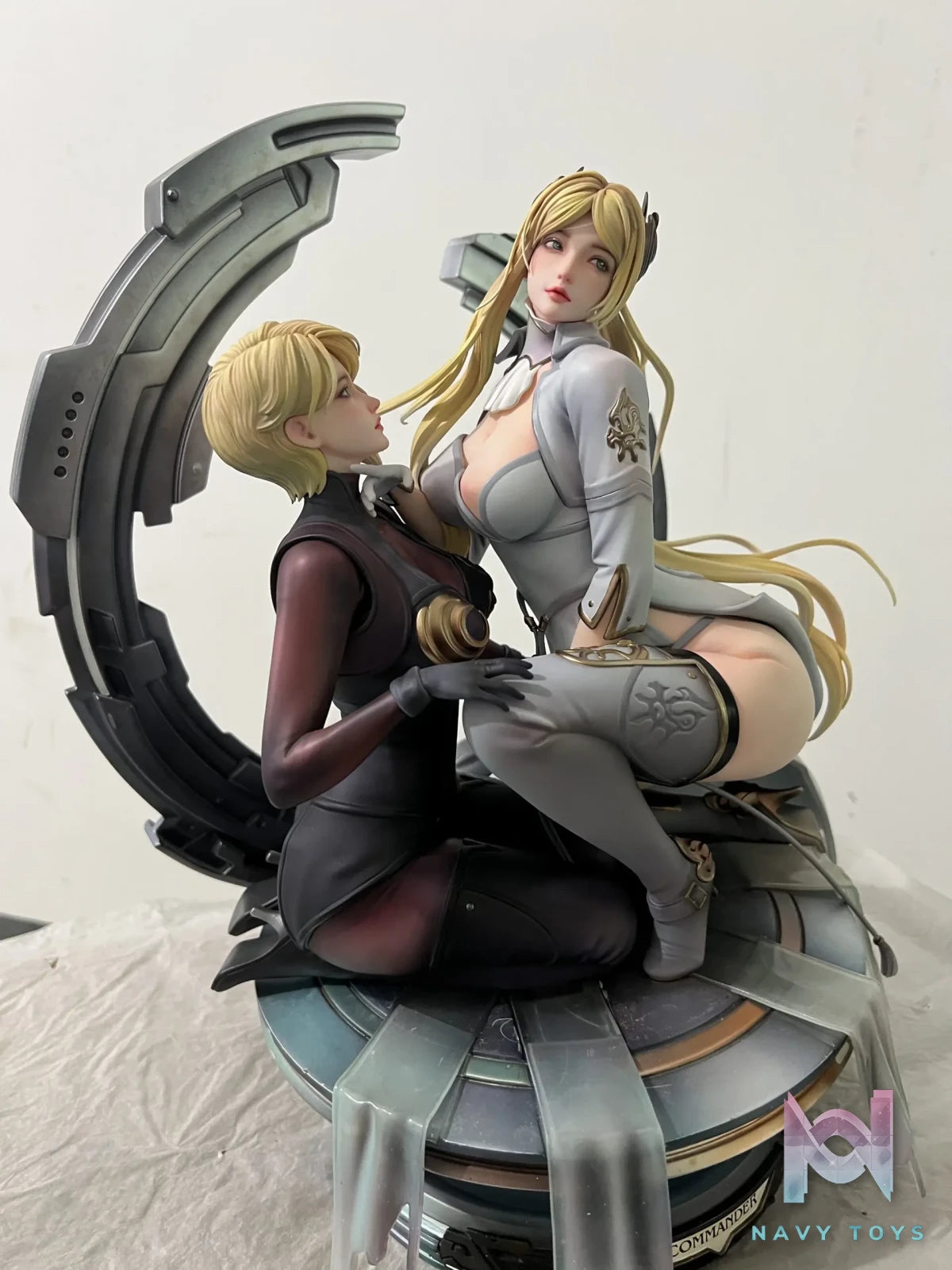 Thunder Studio – YoRHa Commander x Operator NieR:Automata