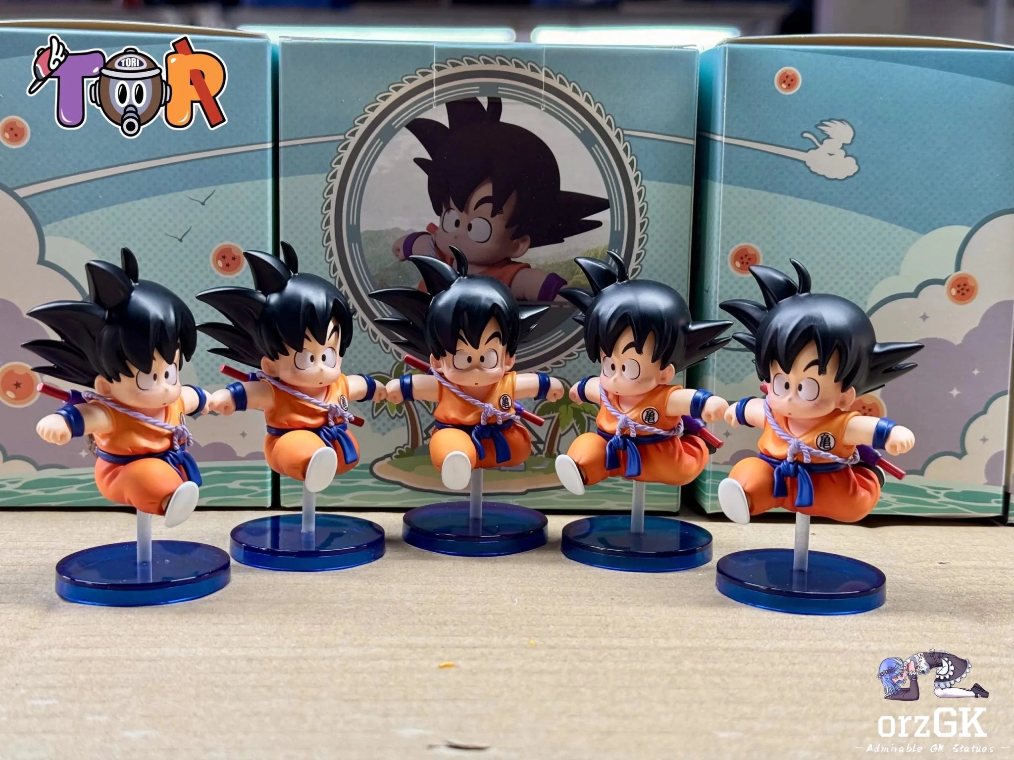 TOR Studio - WCF Little Goku Series 001 Running Little Goku Dragon Ball resin statue Navy Toys anime figure