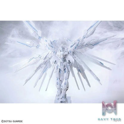 BANDAI SPIRITS – MGEX 1/100 Strike Freedom Gundam TWILIGHT COATING (Licensed)