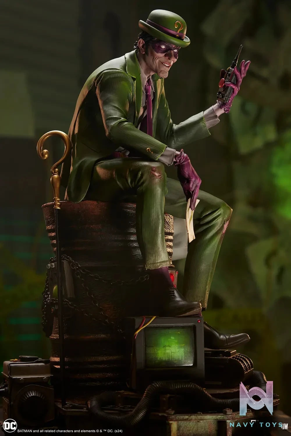 Sideshow Collectibles – DC The Riddler Premium Format Figure 300892 (Licensed)