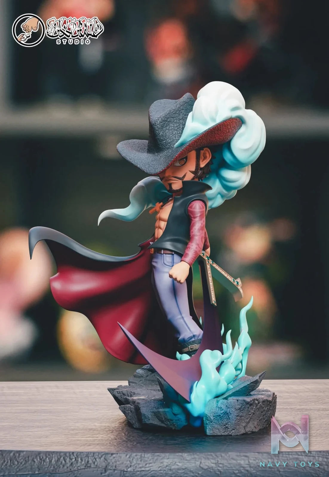 Dracule Mihawk resin statue showhand studio anime figure