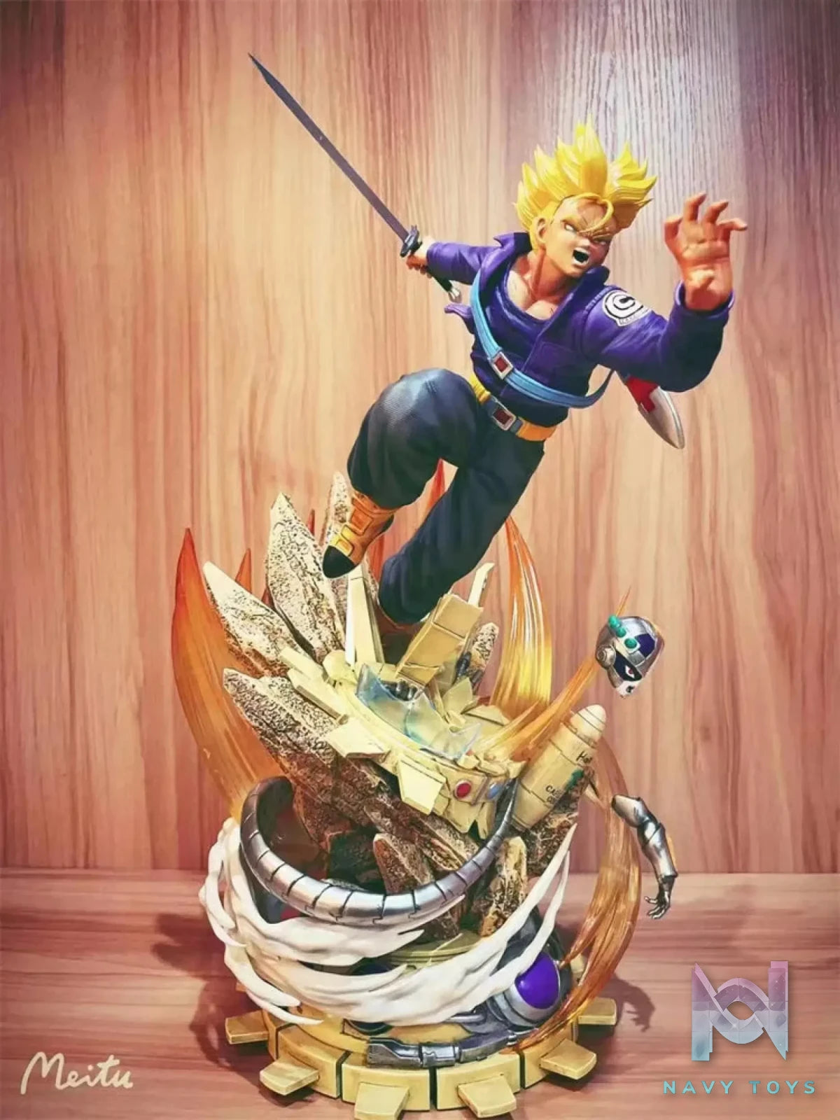 8 Studio – Dragon Ball Trunks