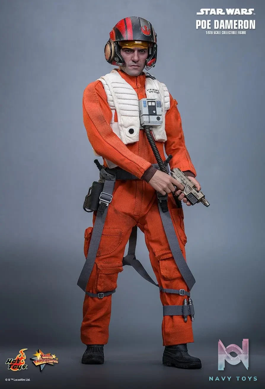 Hottoys – Star Wars: The Force Awakens Poe Dameron MMS806 (Licensed)