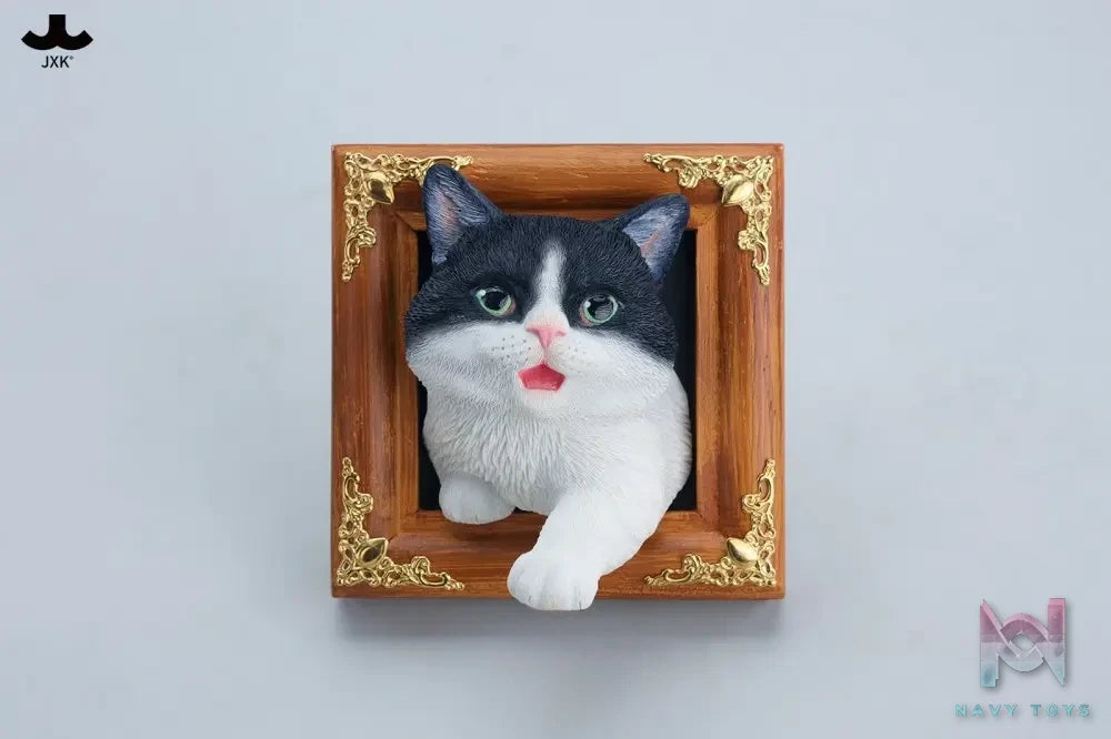 JXK – Escaped domestic cat JS-2608 (Licensed)