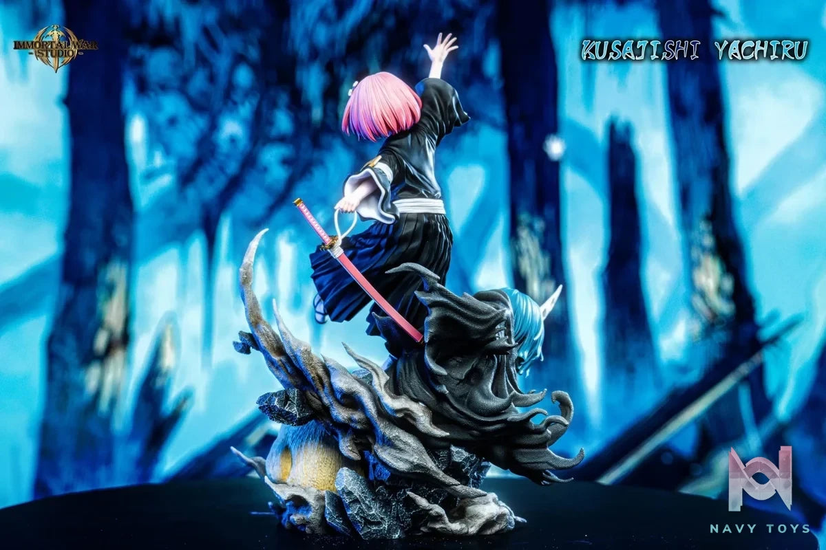 I.W Studio - Bleach Thirteenth Division Series 2 Kusajishi Yachiru resin statue Navy Toys anime figure