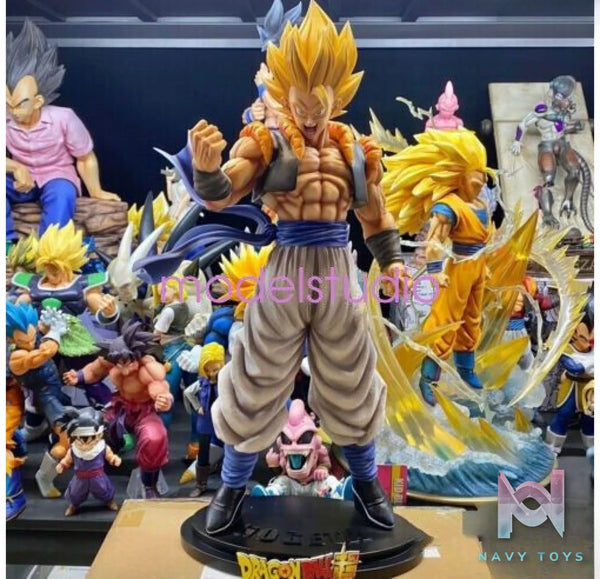 Figure Class Studio – Dragon Ball Super Saiyan Gogeta