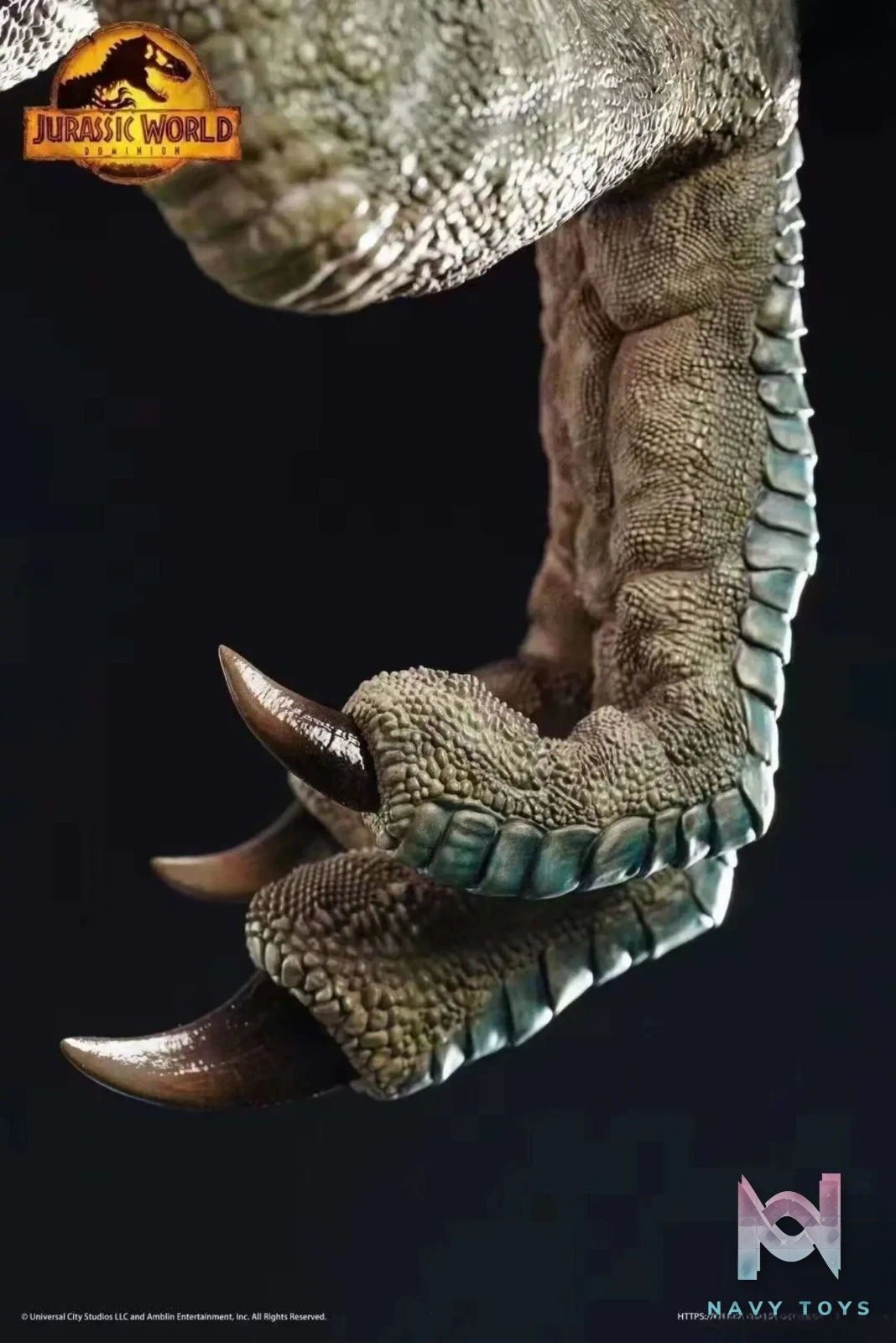 Queen Studio – Jurassic World Second Jurassic Beta Dinosaur Statue (Licensed)