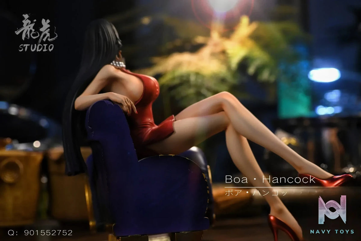 Long Hu Studio – One Piece Pop Sofa #1 Sitting Posture Boa Hancock