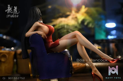 Long Hu Studio – One Piece Pop Sofa #1 Sitting Posture Boa Hancock