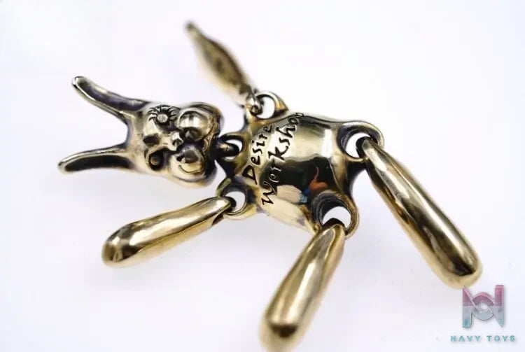 Raven Studio (silver jewelry) – Original Design “Desperate Rabbit” Pendant Original