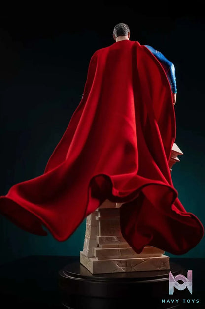 Wanwu B-boy Studio – Superman Battle Damaged Superman