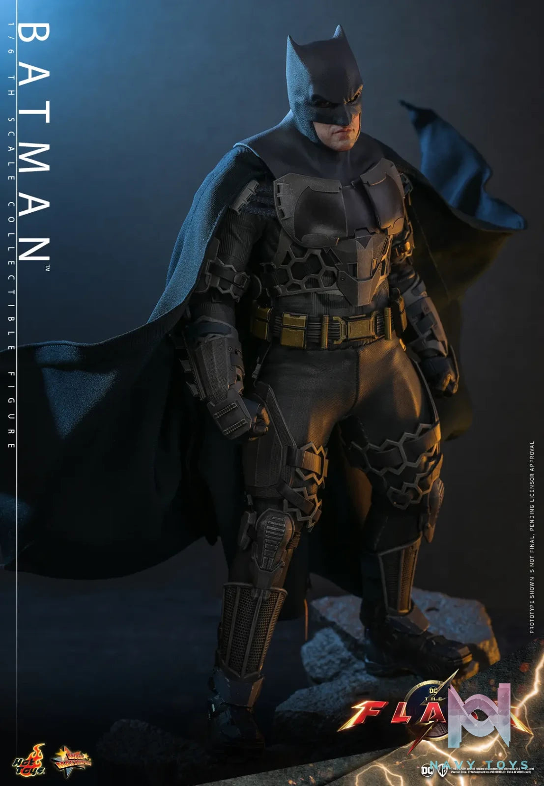 Hottoys – The Flash – Batman and Batcycle – 1/6th Scale MMS703 MMS704 MMS705 (Licensed)