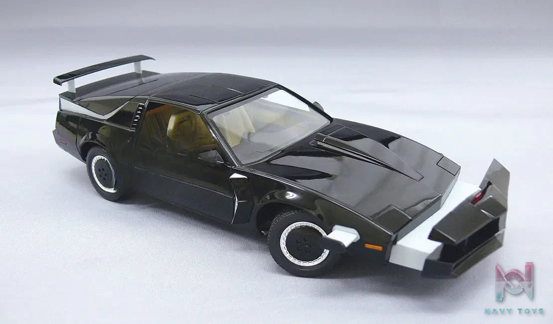 AOSHIMA – 1/24 Scale Car Model #18 (Licensed)