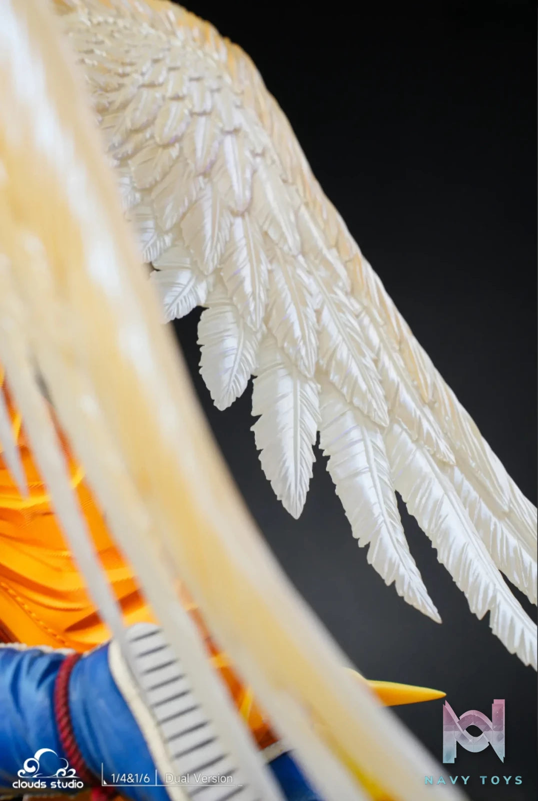 Clouds Studio – Dragon Ball Waving Goku