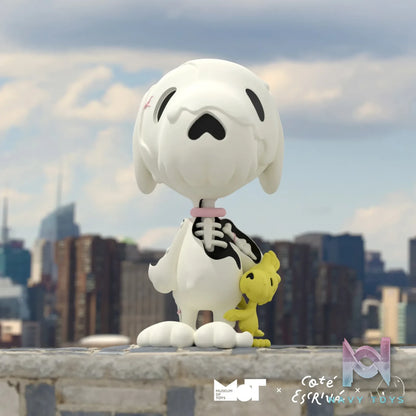 Weartdoing Studio – Snoop Melted Friends Creepy Snoop (Licensed)