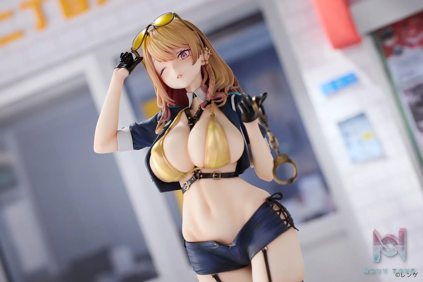 Hanabee – Original Gyaru Fukei-san Takanashi Arisa 1/6 Figure (Licensed)