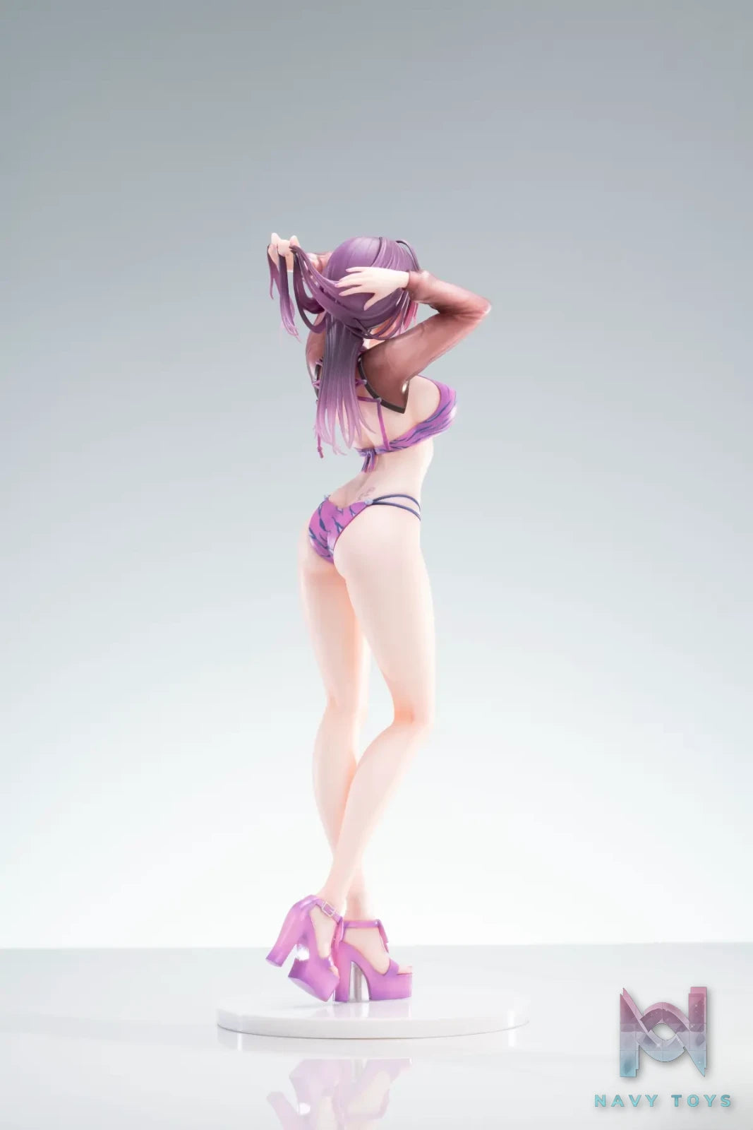 MOMOROSER & Gal.v – Preparing for a date Shiso (Licensed)