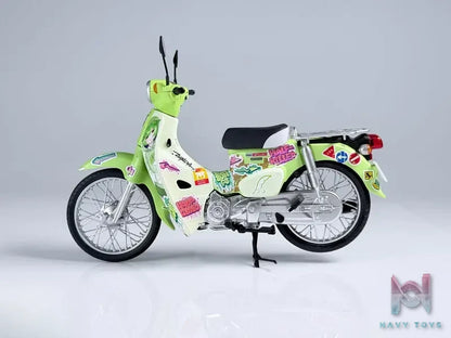 PLUM – 1/12 NEXT Tohoku Zunko: Zundamon Project Honda Super Cub (Zundamon Edition) Plastic Model (Licensed)