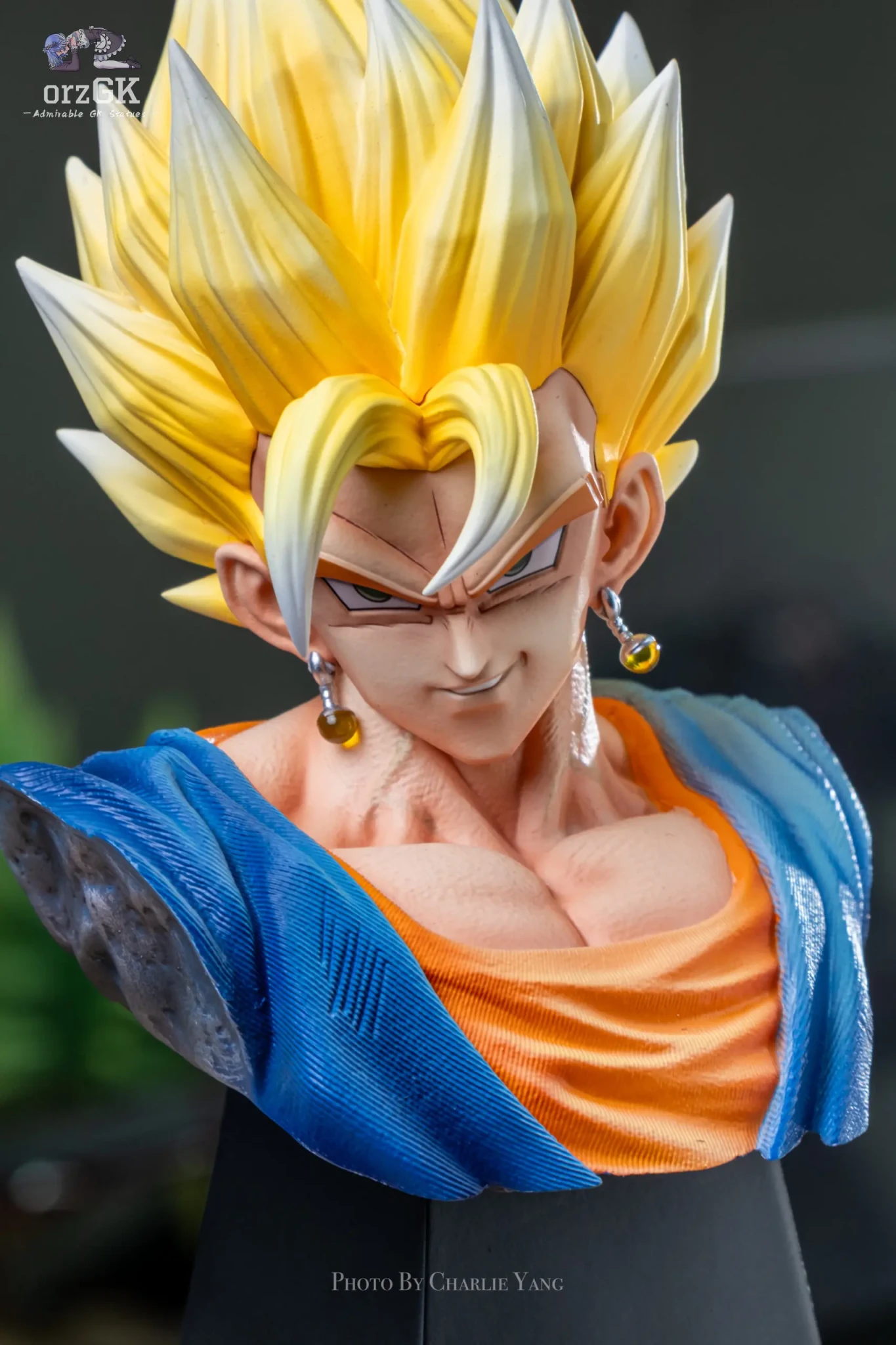 KAW Studio - Vegito Dragon Ball resin statue Navy Toys anime figure