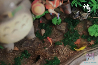 Shen Yin Studio - My Neighbor Totoro The cozy moments of midsummer resin statue Navy Toys anime figure