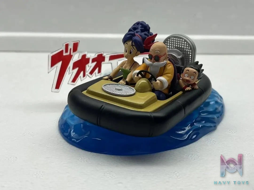 DRAGON BALL Studio – Dragon Ball Master Roshi on the Yacht