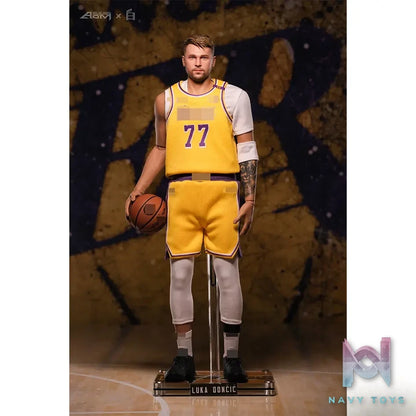 AOM TOYS Studio – NBA 1/6 Scale Luka Dončić Lakers vs Mavericks Deluxe Edition Set