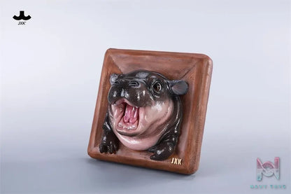 JXK – Original 1/6 Baby Hippo Photo Frame MooDeng (Licensed)