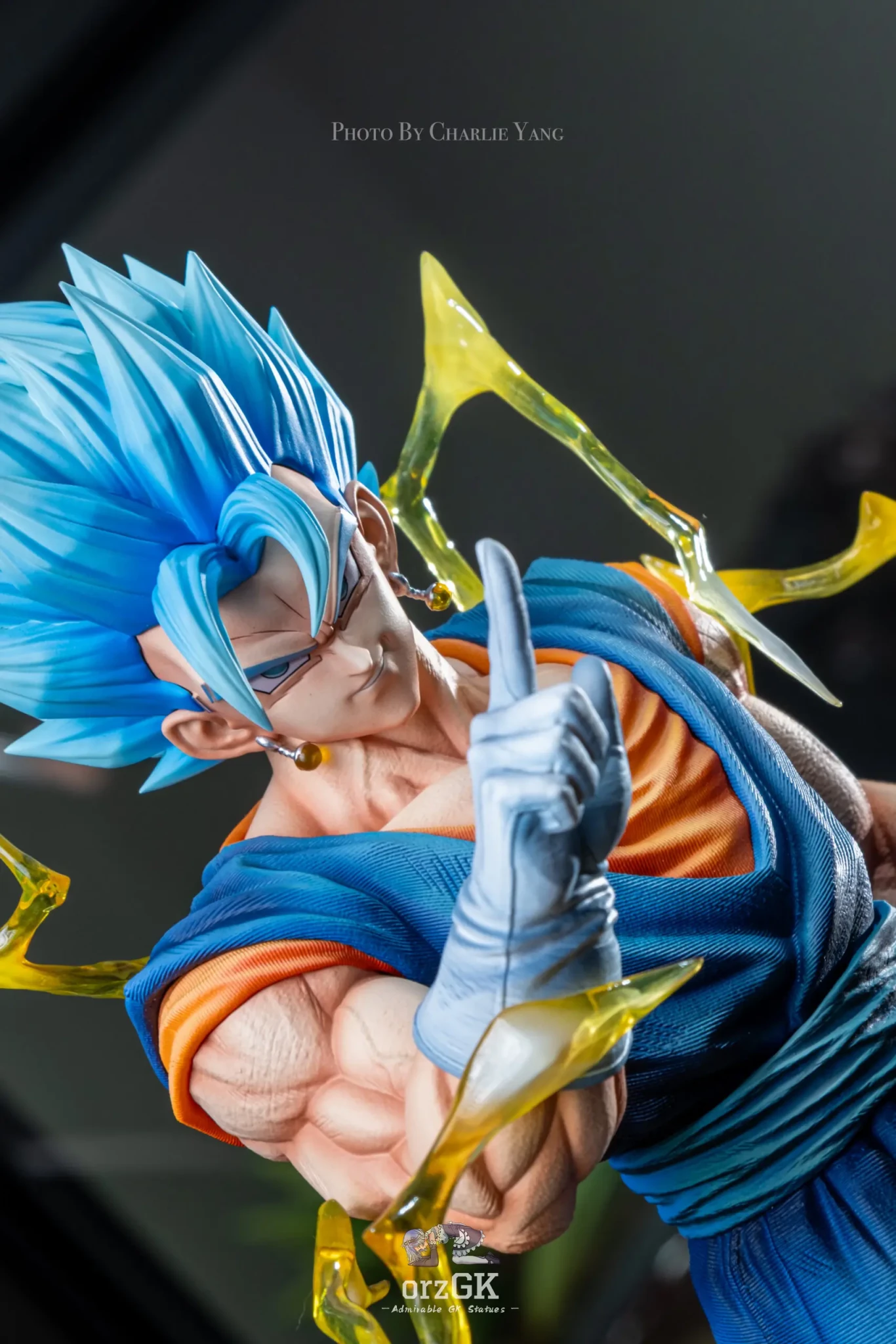 KAW Studio - Vegito Dragon Ball resin statue Navy Toys anime figure