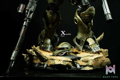 X Studio – Mobile Suit Gundam Zaku Phantom