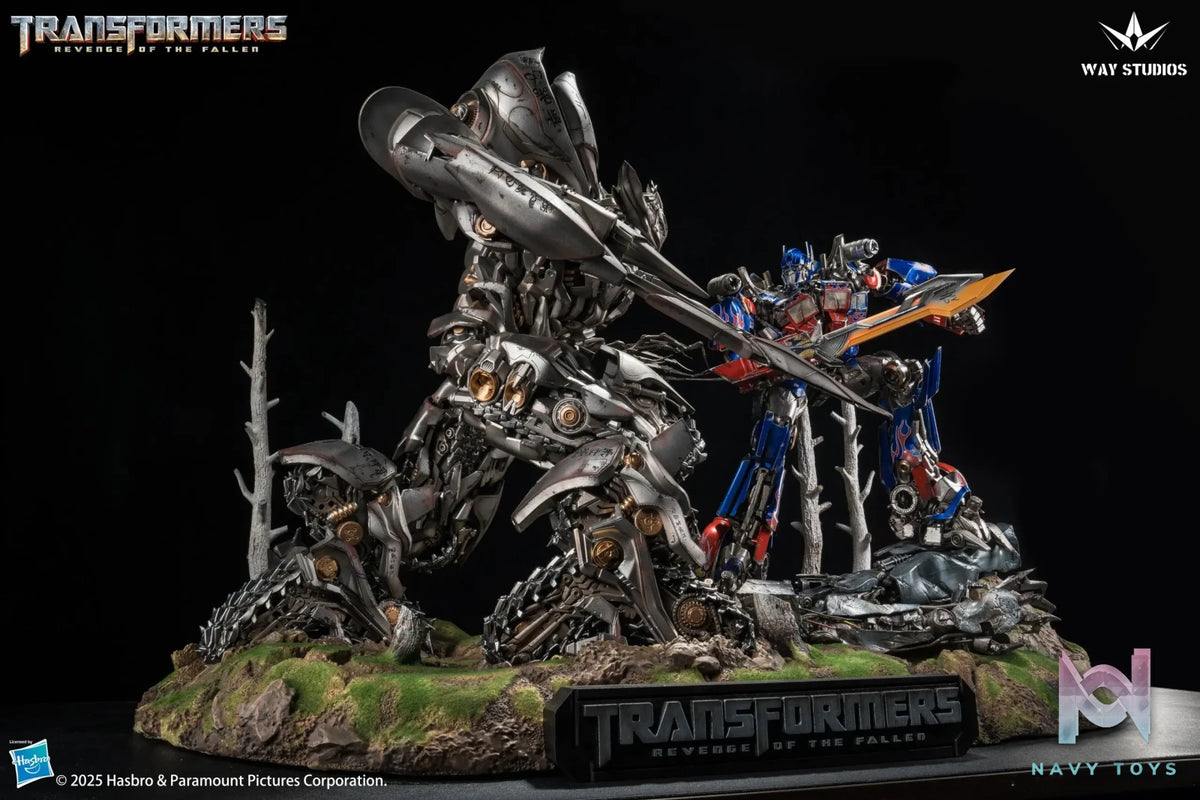 WAY Studio – Transformers: Revenge of the Fallen Series Optimus Prime vs Megatron Scene Statue (Licensed)