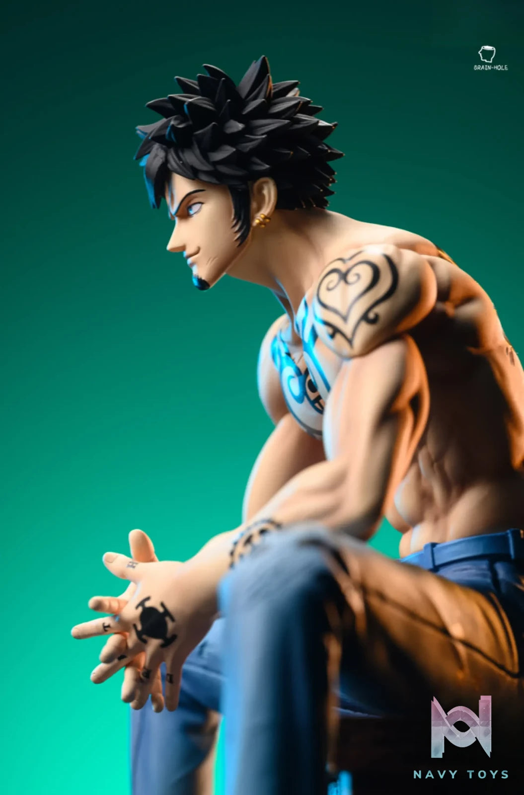 Brain-Hole Studio – One Piece Seated Trafalgar D. Water Law