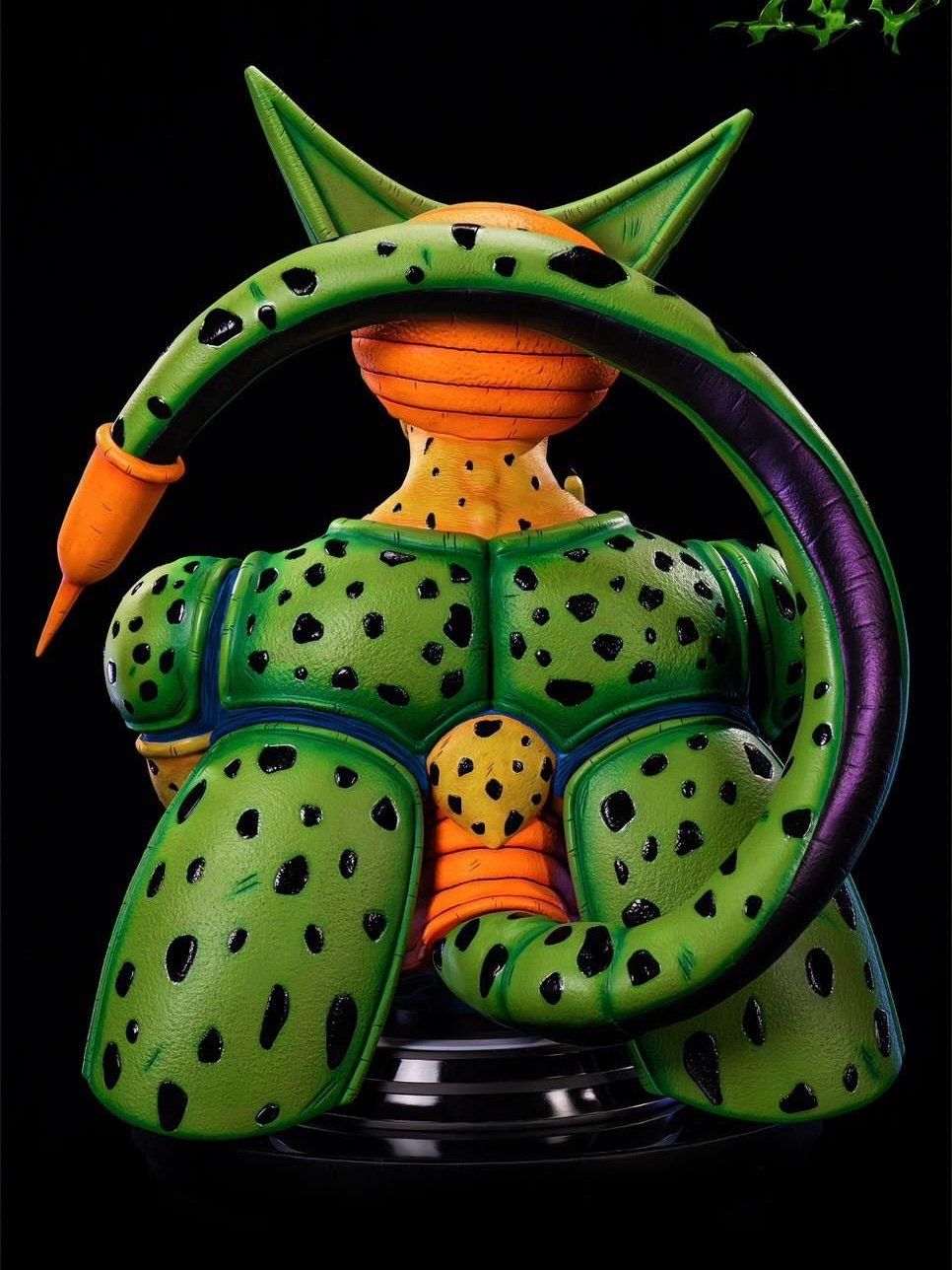 Bust Cell 1st Form - Dragon Ball - Army Ant Studio resin statue ArmyAnt Studio anime figure