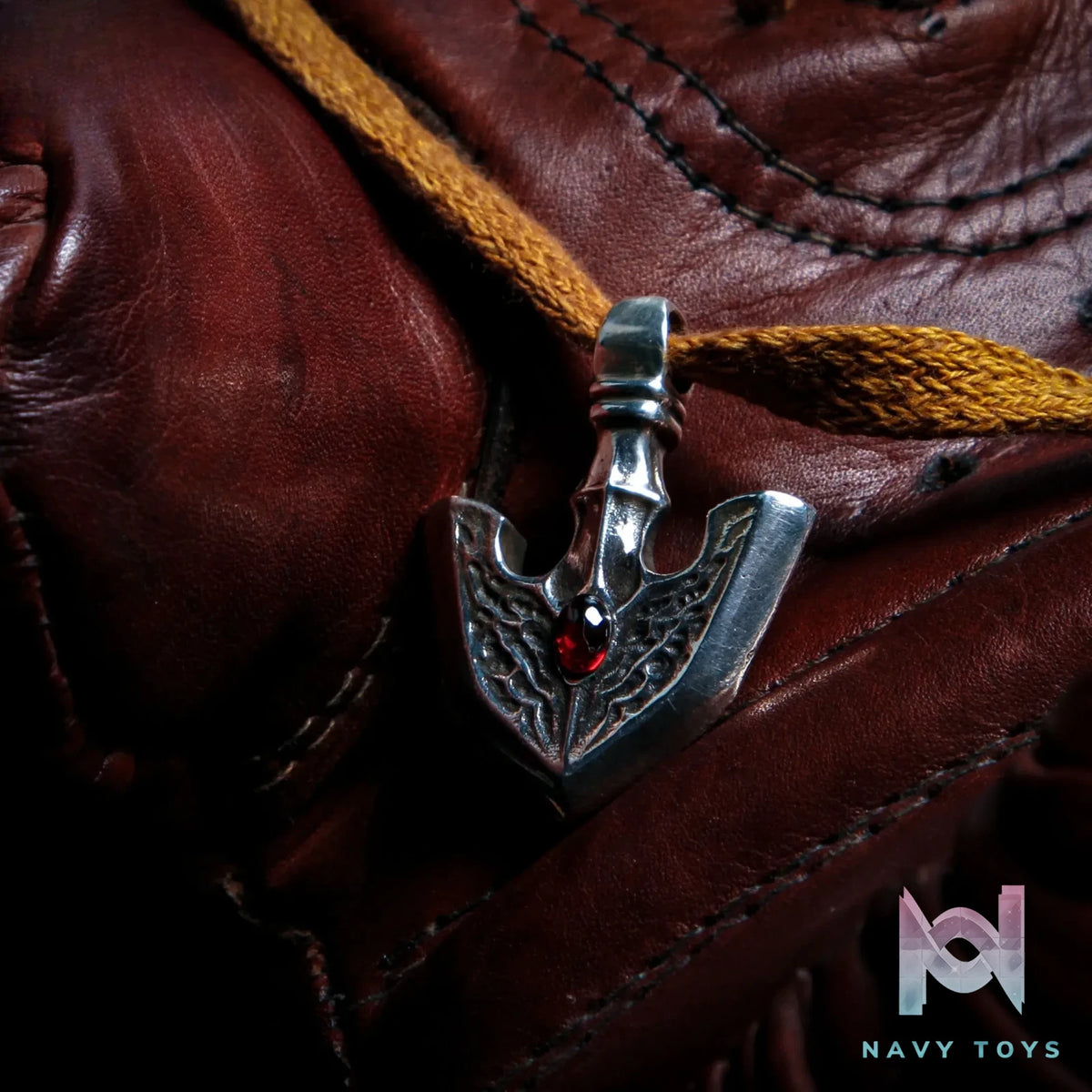 Raven Studio (silver jewelry) – Exclusive Beetle Arrow Pendant JOJO