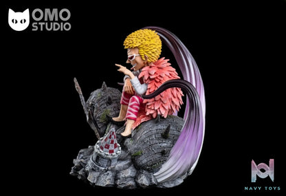 OMO Studio – One Piece Shichibukai Series Doflamingo
