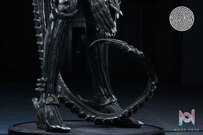 Reborn Studio – Alien Bowing Alien