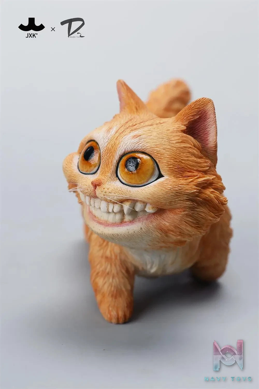 DOUBLE TWO & JXK – Original Urban Legends-Grinning Cat Figurine (Licensed)