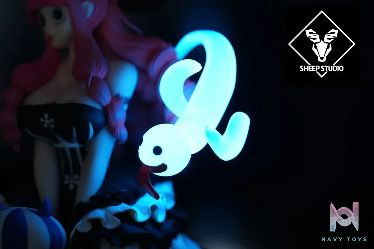 Sheep Studio - One Piece Ghost Princess Perona Sitting Model 3rd Edition resin statue Navy Toys anime figure